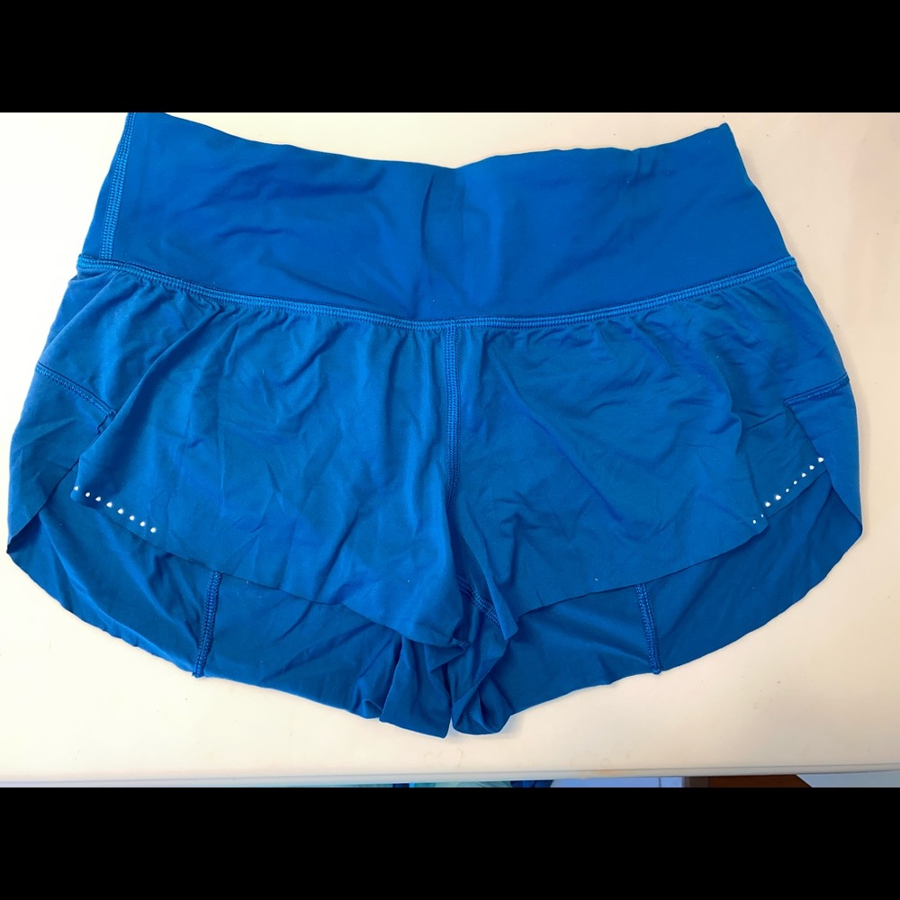 LULULEMOn shorts 2.5”